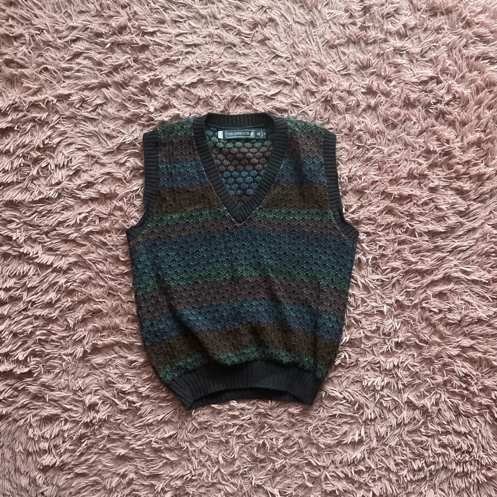 VTG ⏰ CROSSINGS 100% pure wool sweater vest